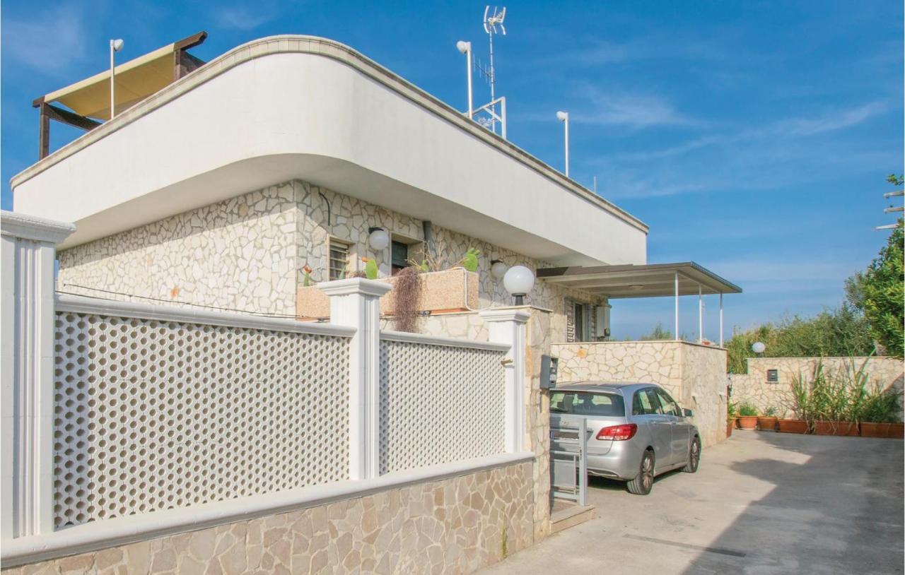 Awesome Apartment In Bari With Wifi Kültér fotó
